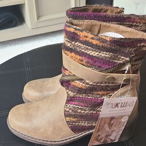 Muk Luk women's boots size 7